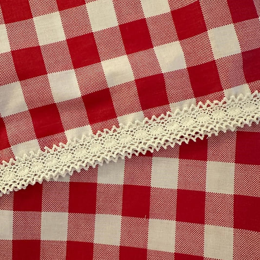 Red Rectangle Checkered Table Cloth